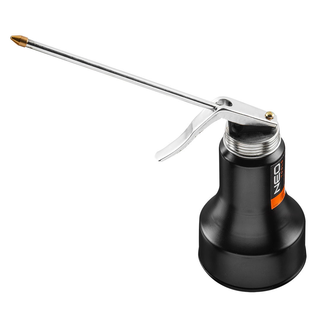 NEO TOOLS Olajozó 350 ml-es, merev csőrrel termék fő termékképe